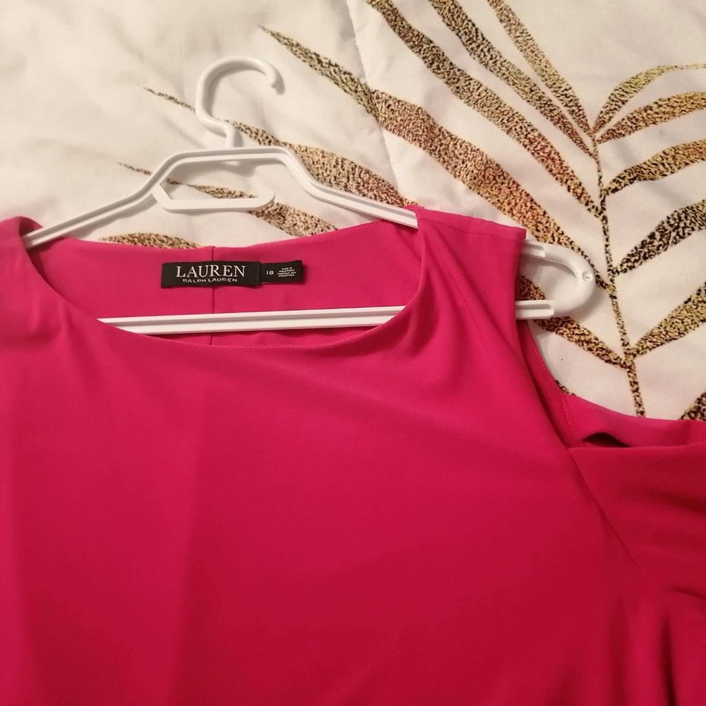 Dress - Picture 4 of 4